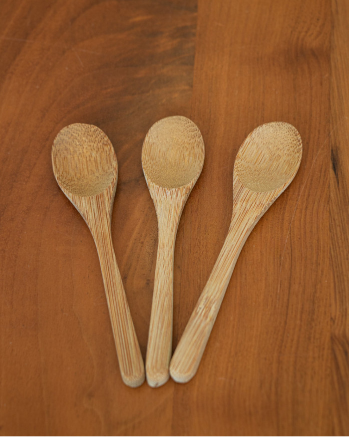 PETITE CUILLÈRE DE SERVICE EN BAMBOU