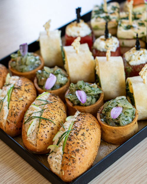 PIÈCES APÉRITIVES FROIDES (48 PIÈCES)