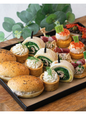 PIÈCES APÉRITIVES FROIDES (24 PIÈCES)