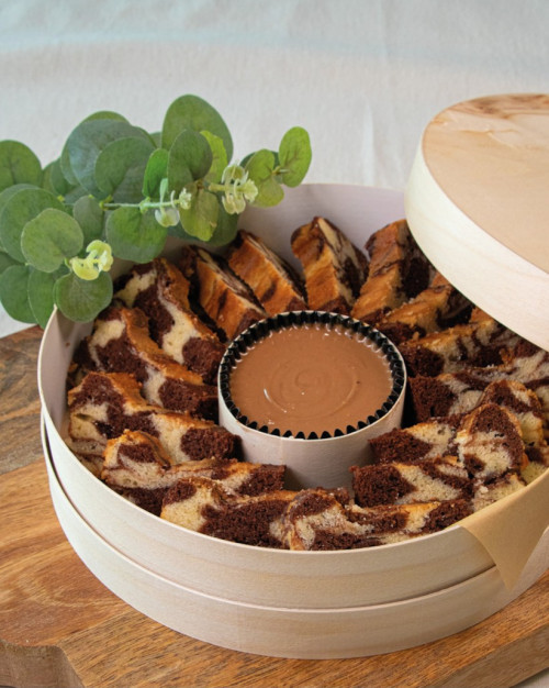 CAKE MARBRÉ & PÂTE À TARTINER CHOCOLAT-NOISETTES (15 PIÈCES)